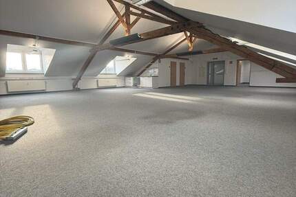 Gewerbeobjekt Ludwigshafen am Rhein Mitte - 2 Zimmer, 183 m&sup2;, 2.500&euro; | Angebot:25401977