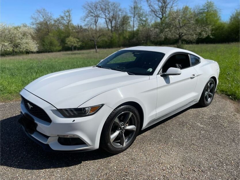 Ford Mustang 107.000 km 21.900 € Wiesloch 69168