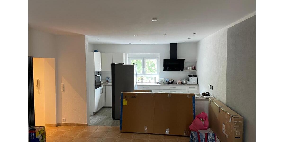 Erdgeschoßwohnung Birkenau - 4 Zimmer, 130 m&sup2;, 1.200&euro; | Angebot:24731759