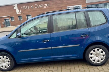 VW Touran 165.000 km 5.990 &euro; Worms 67551