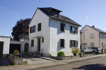 Haus Bobenheim-Roxheim Roxheim - 9.5 Zimmer, 275 m&sup2;, 519.000&euro; | Angebot:26882195