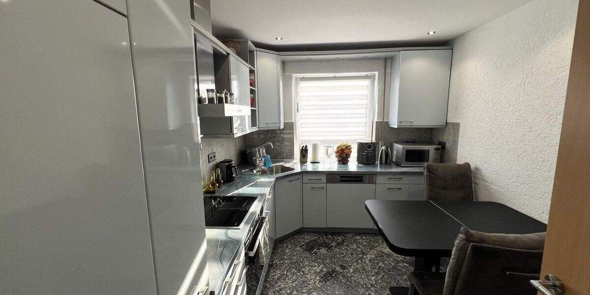 Etagenwohnung Hemsbach - 4 Zimmer, 91 m&sup2;, 278.000&euro; | Angebot:24683143