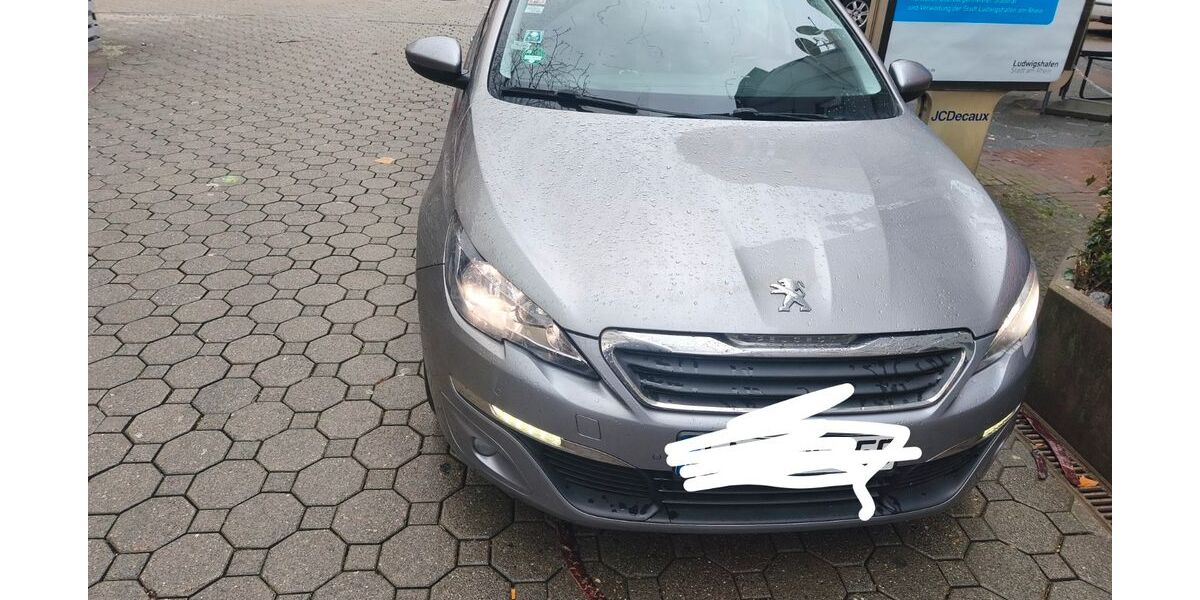Peugeot 308 186.000 km 4.800 &euro; Ludwigshafen am Rhein 67059