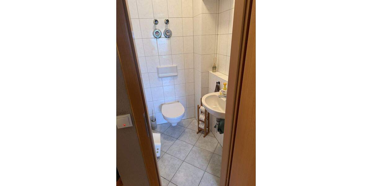 Etagenwohnung Ludwigshafen Oggersheim - 3 Zimmer, 90 m&sup2;, 950&euro; | Angebot:25743962