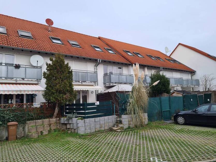 Das Zuhause für Ihre Familie! Reihenhaus in idyllischer Lage am Leimbach