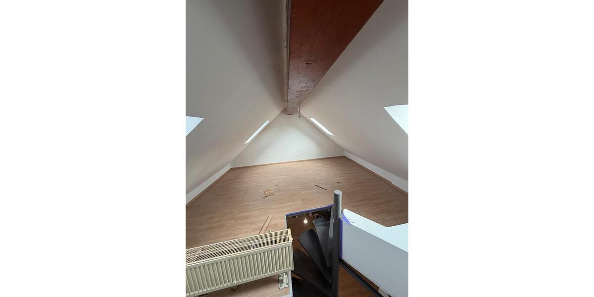 Charmantes 2,5-Zimmer-Einfamilienhaus mit Büro besonderer schnitt 2.5 zimmer