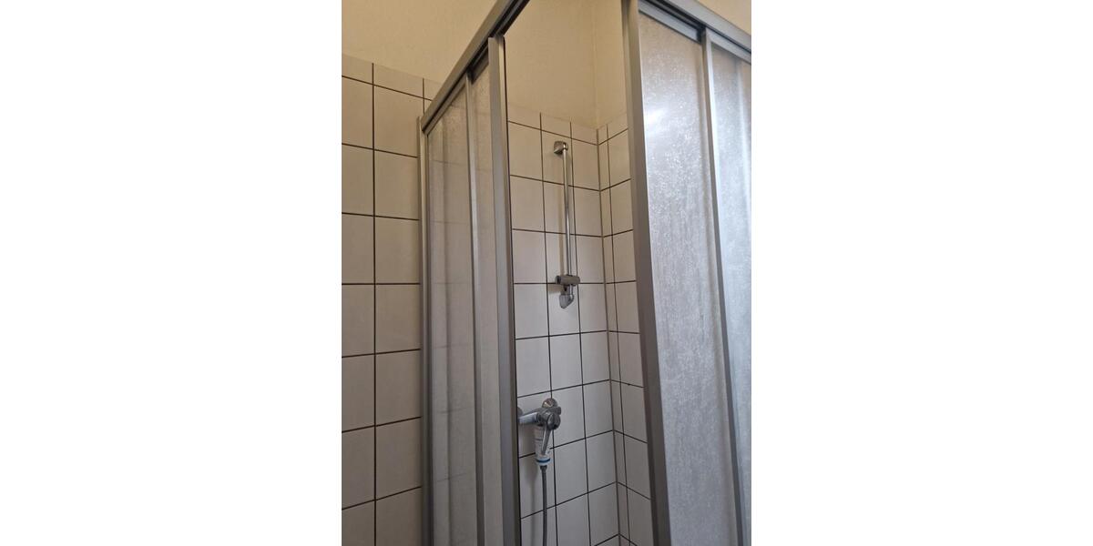 Hochparterre Lingenfeld - 1 Zimmer, 35 m&sup2;, 495&euro; | Angebot:26459288