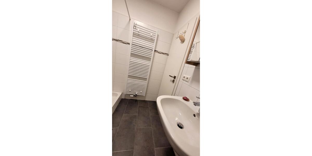 Hochparterre Ludwigshafen am Rhein Rheingönheim - 3 Zimmer, 80 m&sup2;, 980&euro; | Angebot:26579312