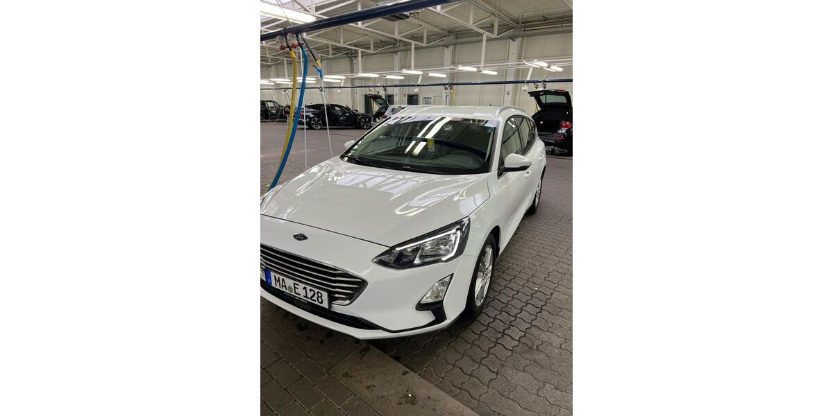 Ford Focus 123.000 km 12.499 &euro; Ludwigshafen 67061
