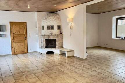 Haus Bad Dürkheim - 5 Zimmer, 170 m&sup2;, 1.500&euro; | Angebot:25137364