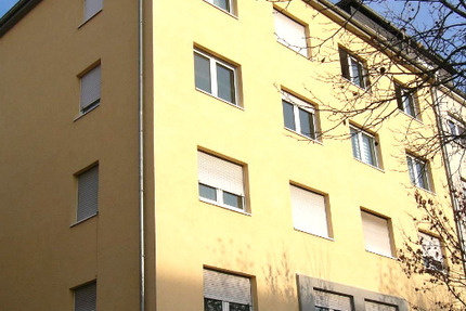 Mehrfamilienhaus mit Ladengeschäft in Ludwigshafen am Rhein