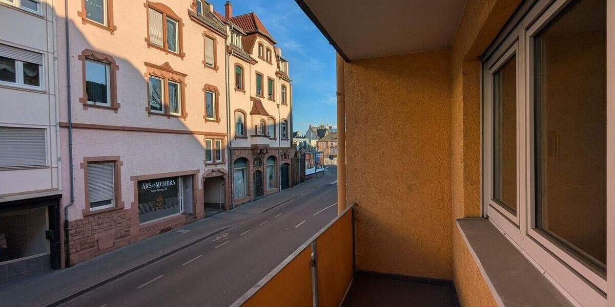 Helle 2-Zimmer Wohnung mit Balkon im 1. OG - Perfekt für Pendler und Studierende 2 zimmer