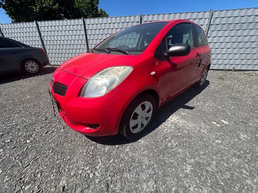 Yaris