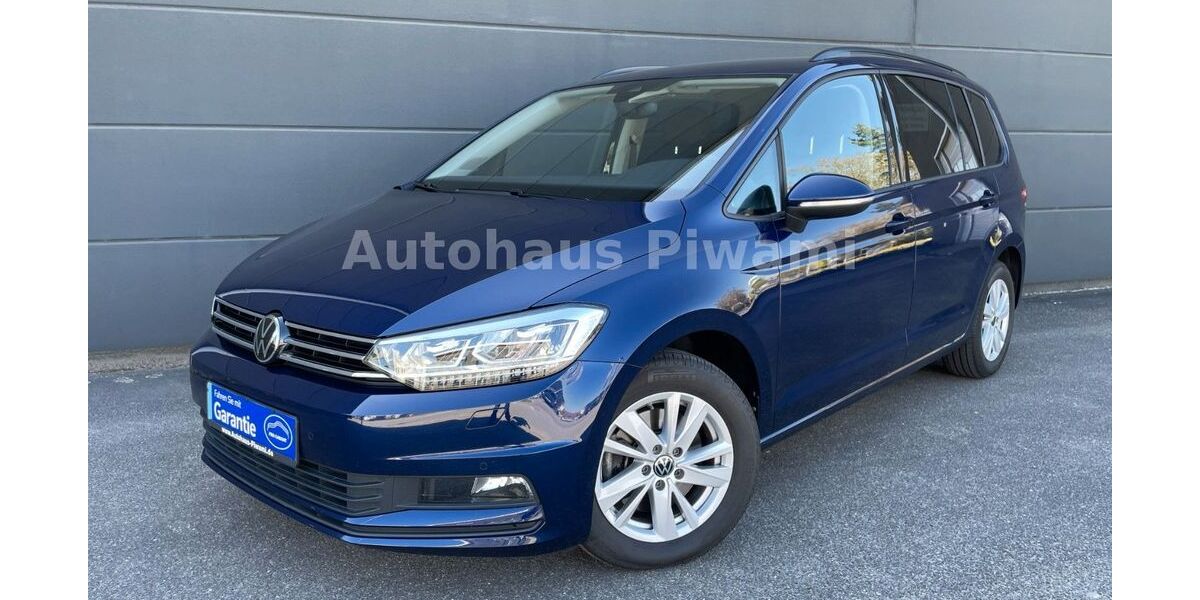 VW Touran 54.000 km 29.990 &euro; Plankstadt 68723
