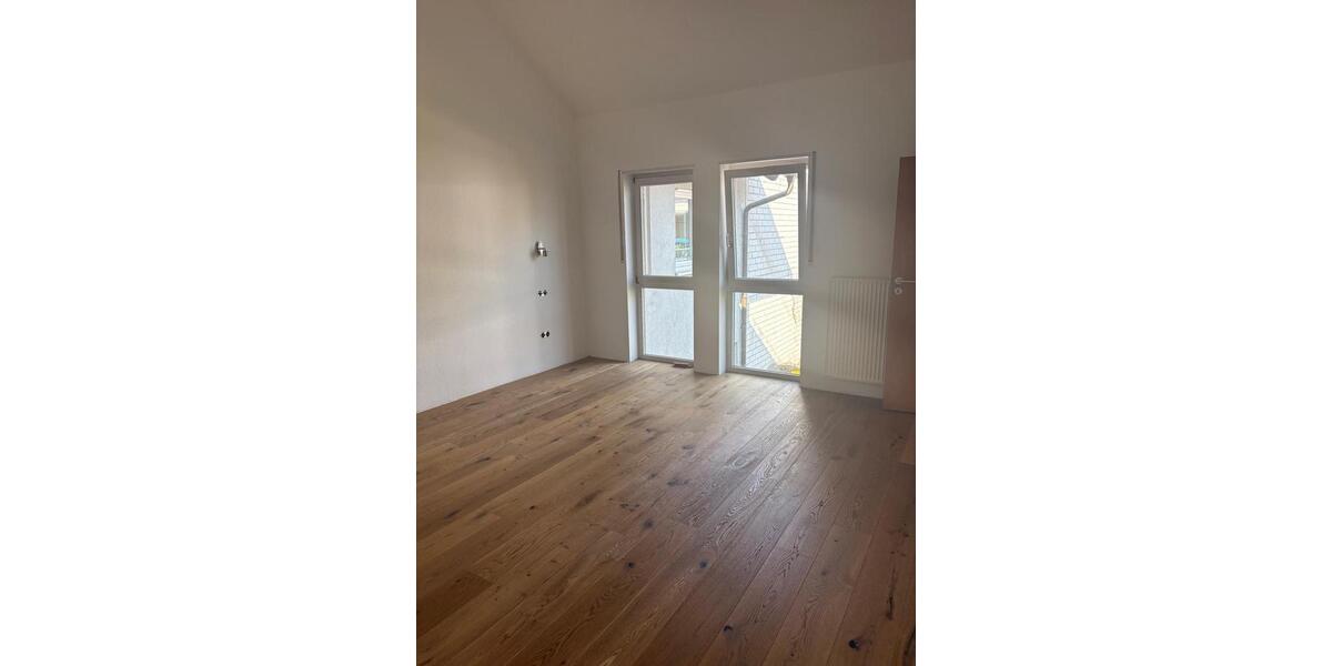 Maisonettenwohnung Ludwigshafen am Rhein Rheingönheim - 3 Zimmer, 150 m&sup2;, 1.500&euro; | Angebot:25784264