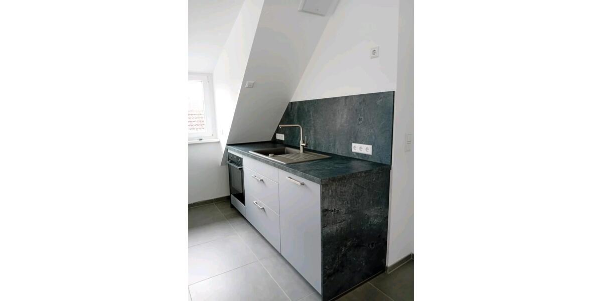 Dachgeschoßwohnung Mannheim Niederfeld - 1 Zimmer, 38 m&sup2;, 700&euro; | Angebot:26238404