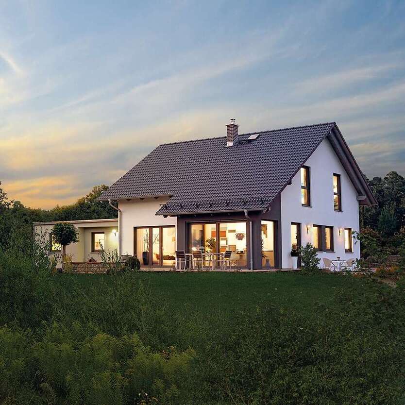 Haus zum Kaufen in Hochdorf-Assenheim 750.900 € 160 m²