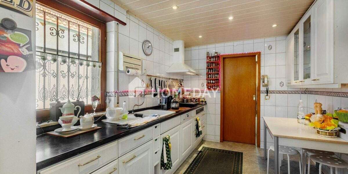 Ein Haus für Visionäre: 180 qm Wohnfläche, großzügiges Grundstück, Wintergarten & Gartenparadies 8 zimmer