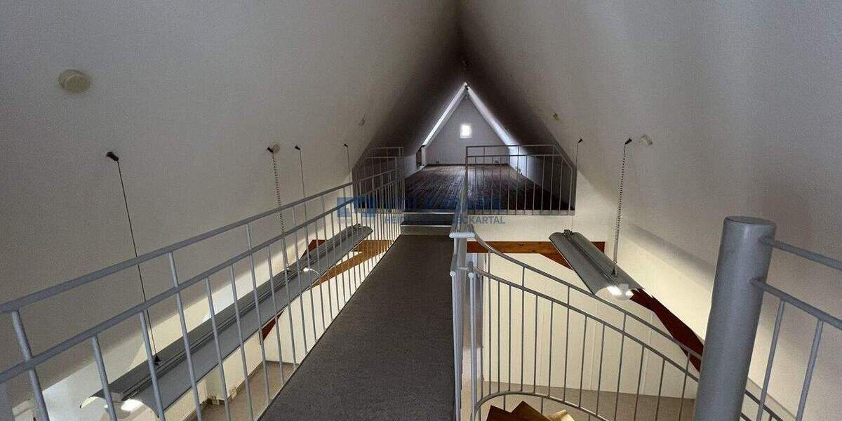 Gewerbeobjekt Heidelberg Neuenheim - 8 Zimmer, 175 m&sup2;, 2.630&euro; | Angebot:24577335