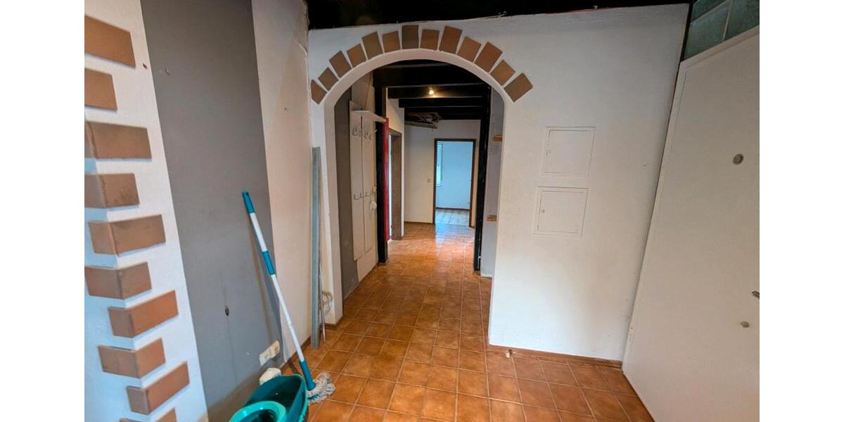 Dachgeschoßwohnung Lautertal (Odenwald) - 5 Zimmer, 135 m&sup2;, 1.100&euro; | Angebot:26030531