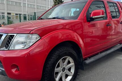 Nissan Navara 278.000 km 11.450 &euro; Mannheim 68199