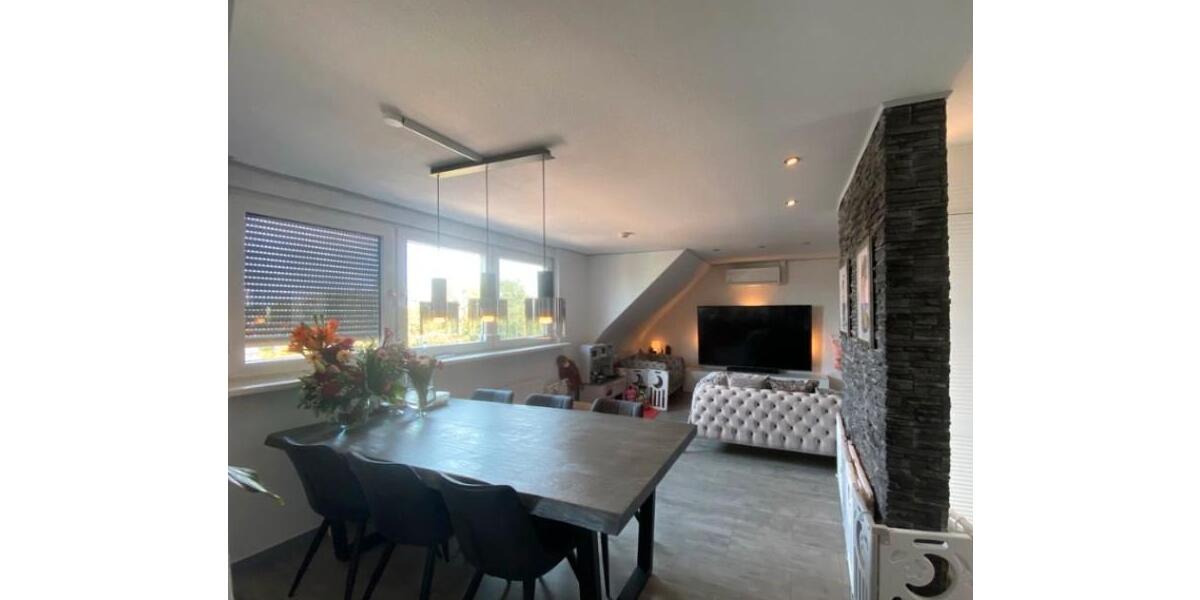 Dachgeschoßwohnung Ludwigshafen am Rhein Rheingönheim - 3.5 Zimmer, 84 m&sup2;, 230.000&euro; | Angebot:23797671