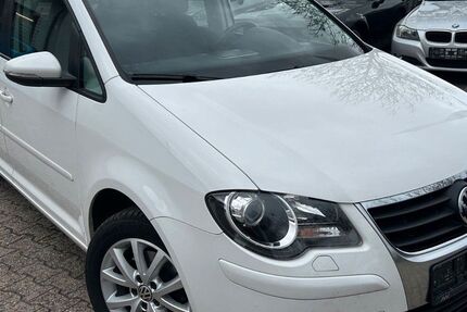 VW Touran 149.800 km 8.888 &euro; Worms 67547