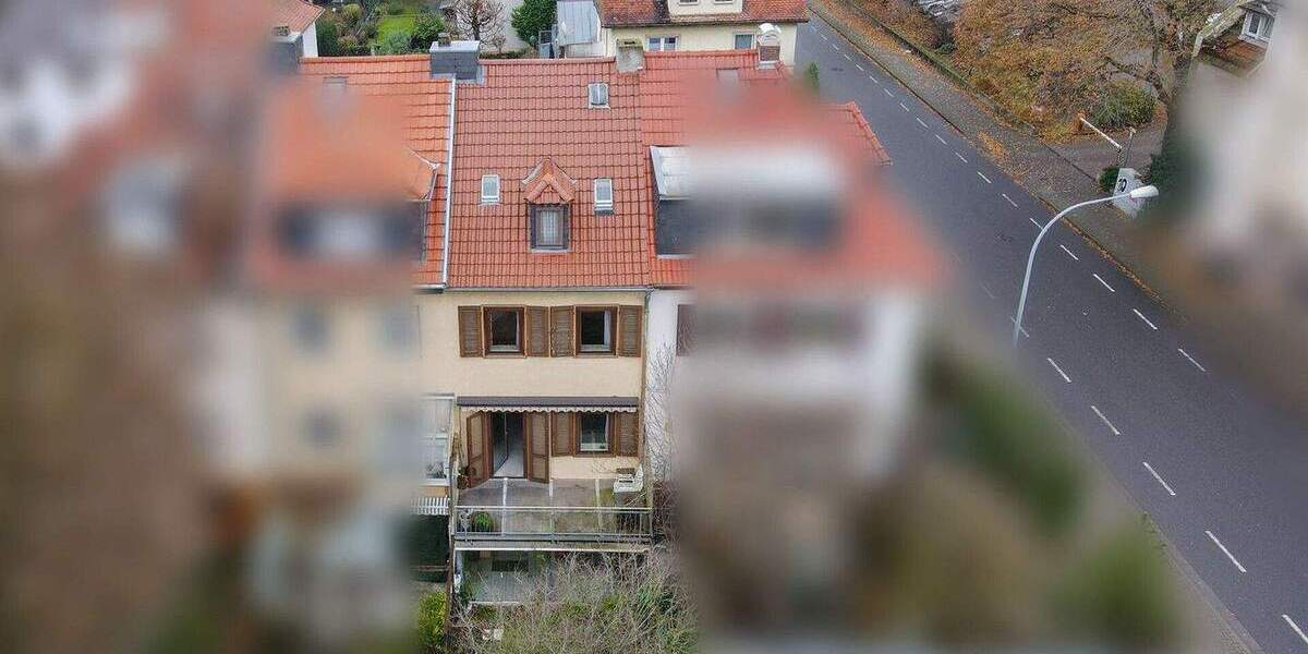 Reihenmittelhaus Worms Innenstadt - 4 Zimmer, 95 m&sup2;, 245.000&euro; | Angebot:25730926