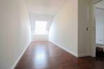 Charmanter Rückzugsort - Moderne DG-Wohnung mit 3 Zimmern in Leimen