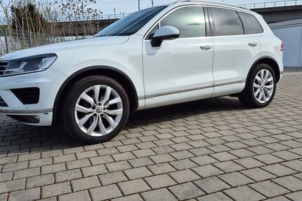 VW Touareg 176.026 km 19.300 &euro; Mannheim 68199