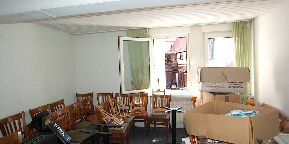 Mehrfamilienhaus, Wohnhaus Heppenheim (Bergstraße) Heppenheim - 9 Zimmer, 241 m&sup2;, 429.000&euro; | Angebot:26794550