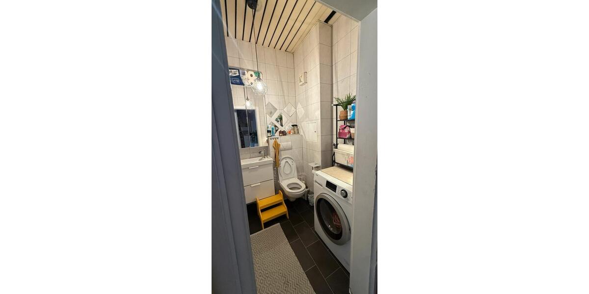 Etagenwohnung Ludwigshafen am Rhein Ludwigshafen-Hemshof - 3 Zimmer, 75 m&sup2;, 660&euro; | Angebot:27579156