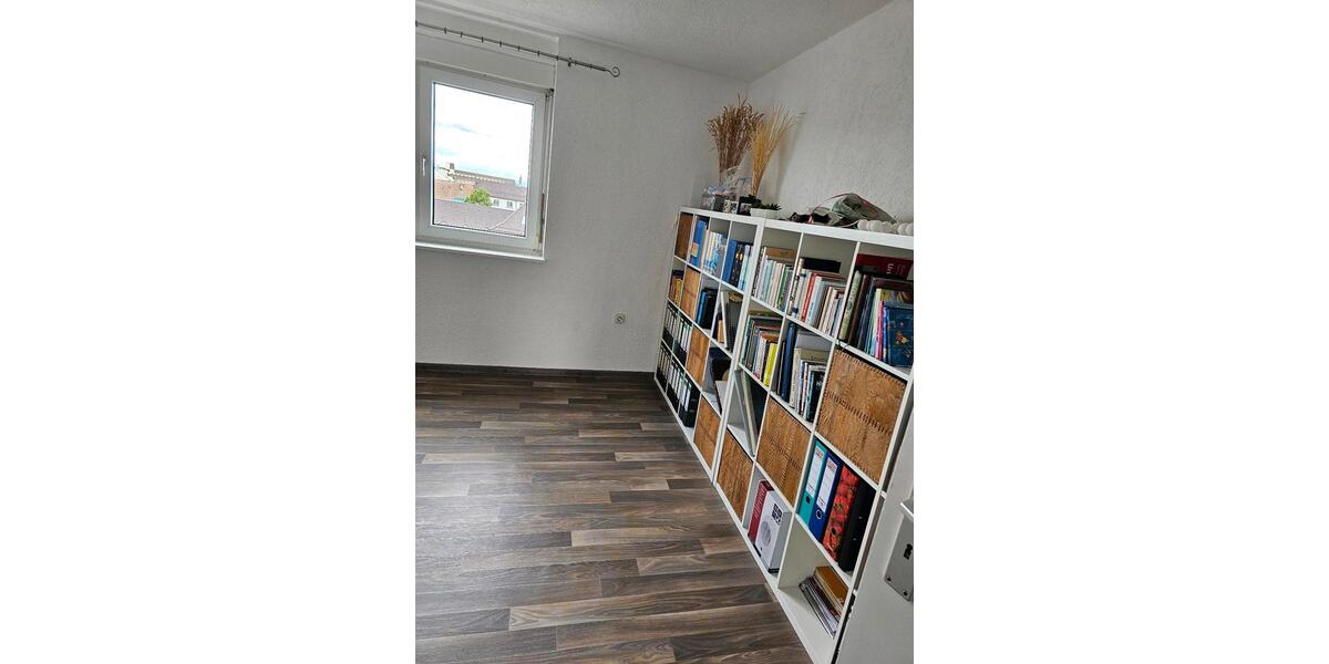 Etagenwohnung Ludwigshafen am Rhein Ludwigshafen-Hemshof - 5 Zimmer, 112 m&sup2;, 310.000&euro; | Angebot:26228329