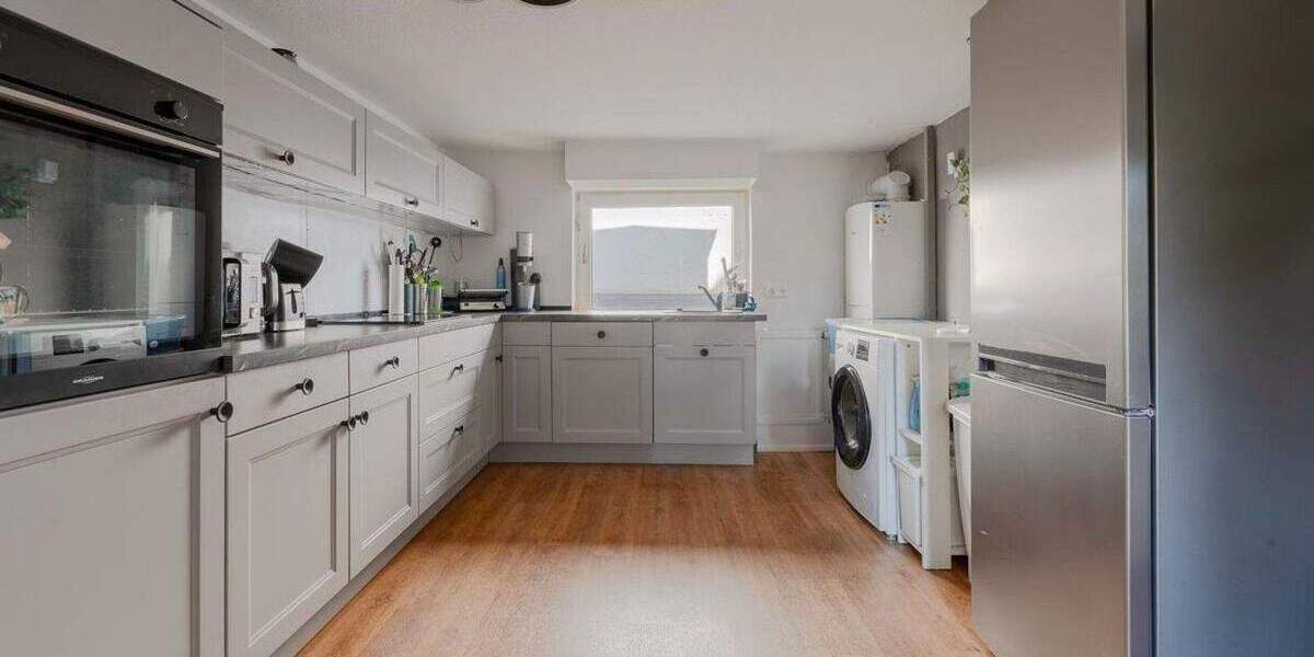 Etagenwohnung Neustadt Haardt - 4 Zimmer, 115 m&sup2;, 850&euro; | Angebot:25274377