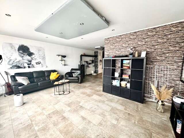 Einfamilienhaus Worms-Weinsheim Weinsheim - 9 Zimmer, 233 m&sup2;, 619.000&euro; | Angebot:26836075